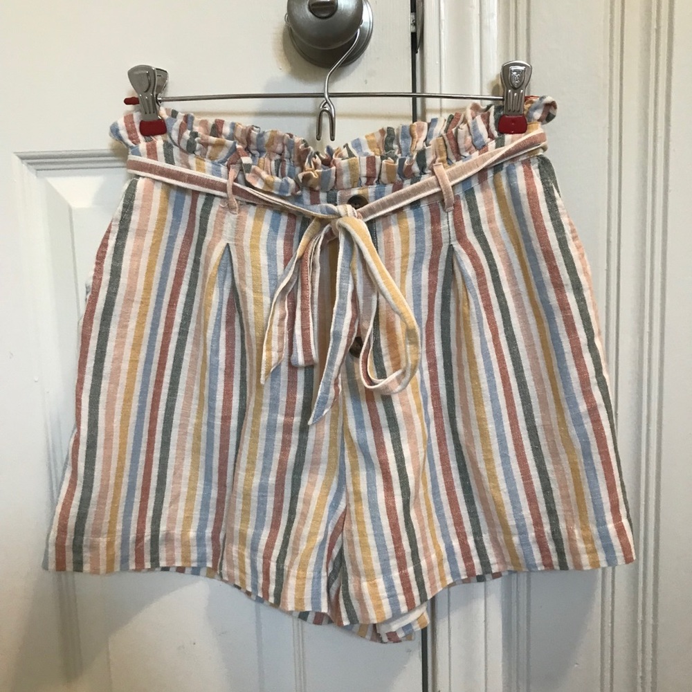 American Eagle Paper-bag shorts